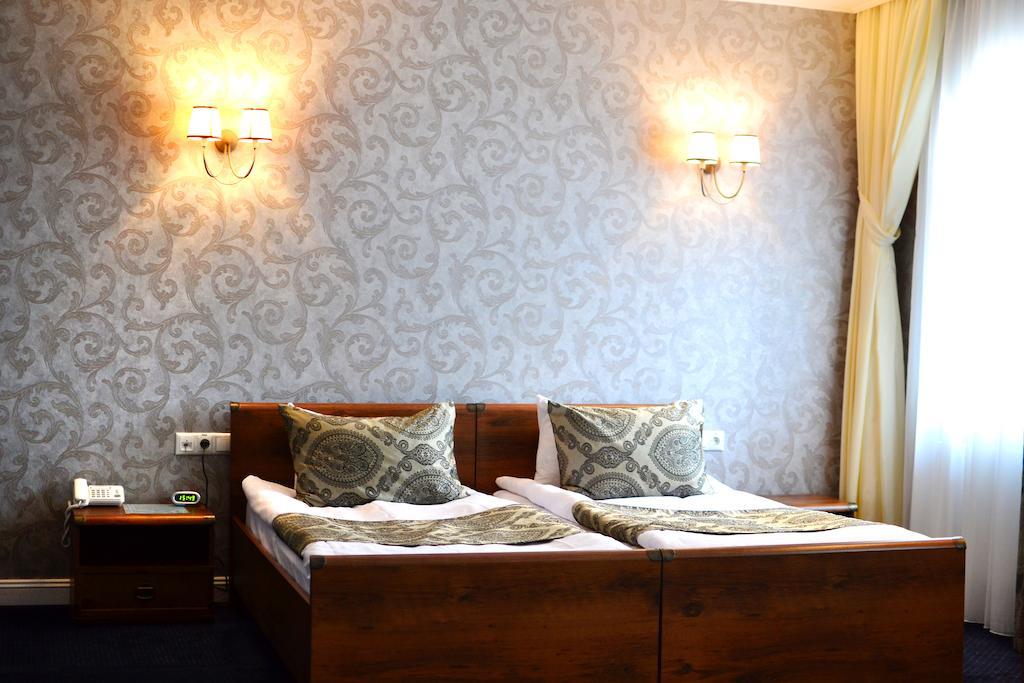 Kera Hotel Nesterenki Rom bilde