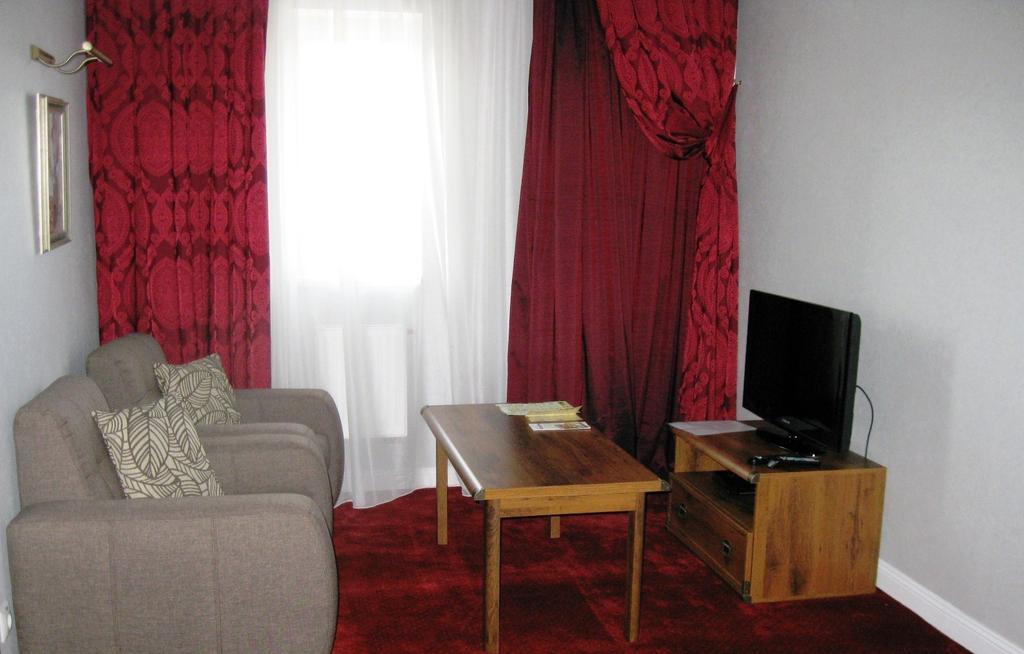 Kera Hotel Nesterenki Rom bilde