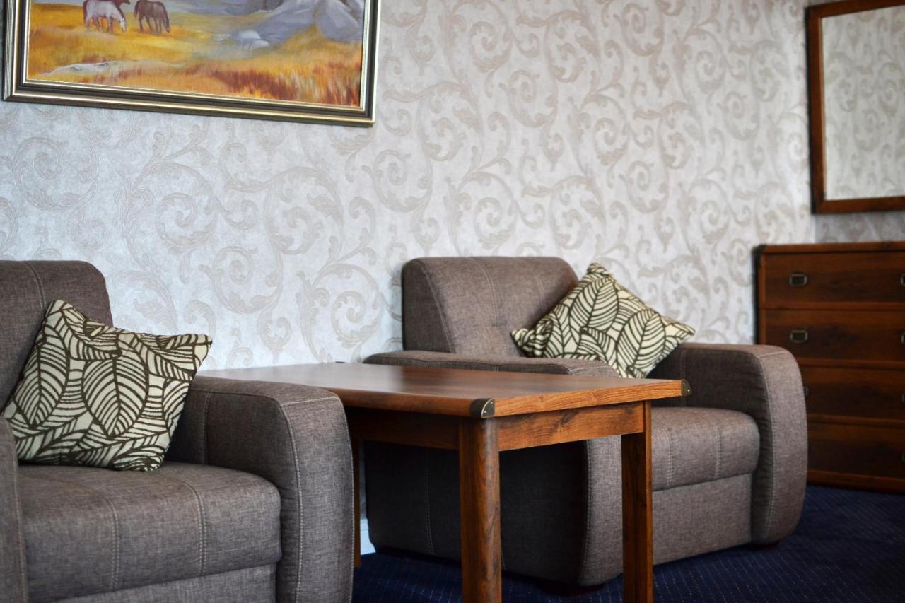Kera Hotel Nesterenki Eksteriør bilde
